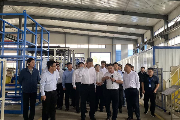 內(nèi)蒙古自治區(qū)黨委常委、通遼市委書記孟憲東攜考察團到一諾環(huán)境考察指導